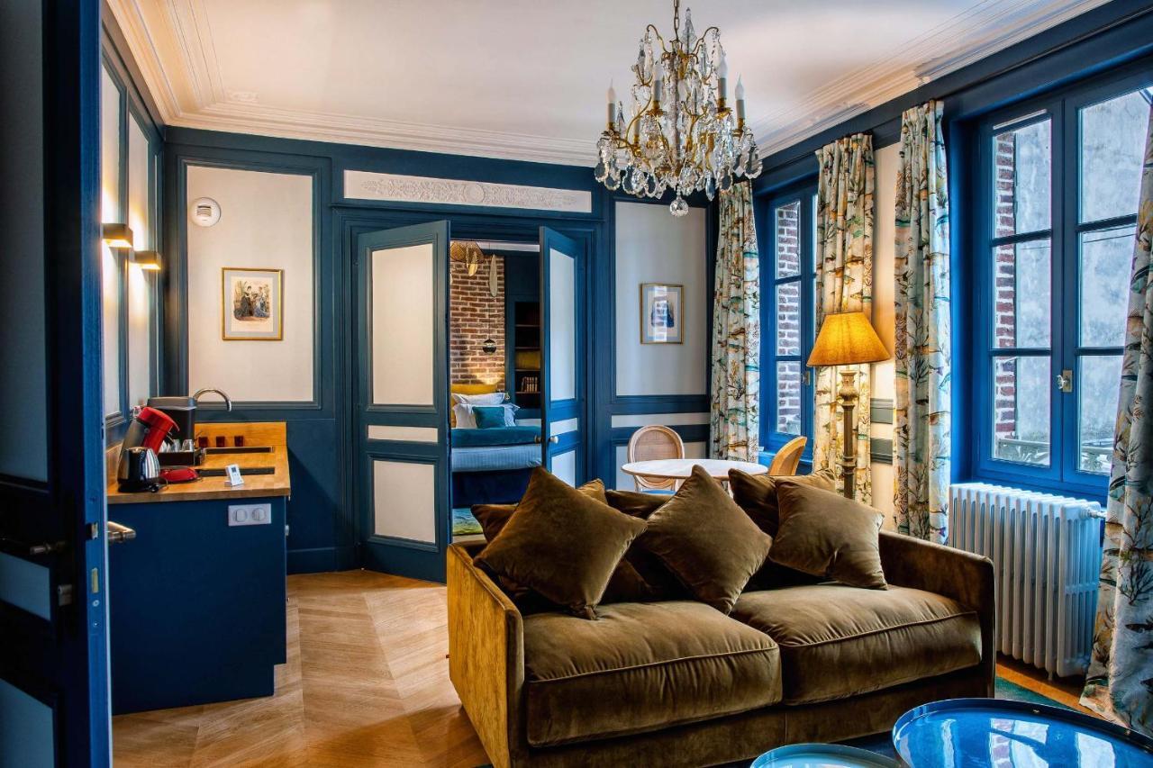 La Petite Folie Bed & Breakfast Honfleur Eksteriør bilde